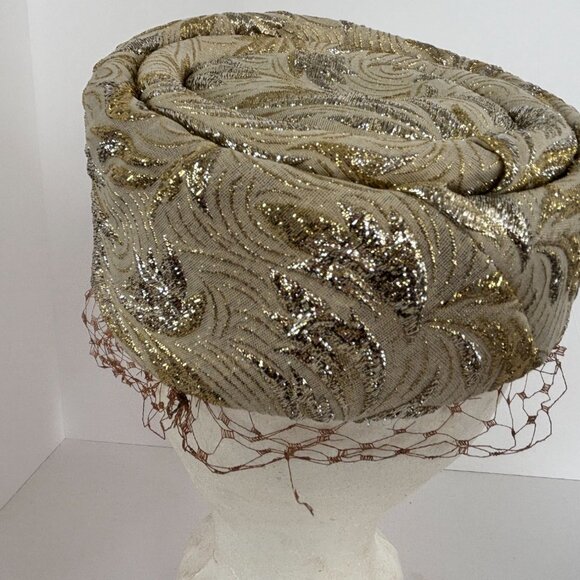 Sequin Pillbox Hat Vintage Gold Brocade Cocktail Netting Union Tag UHCMW Label - Picture 7 of 11